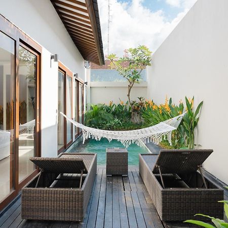 Anari Villas Kuta Legian Εξωτερικό φωτογραφία