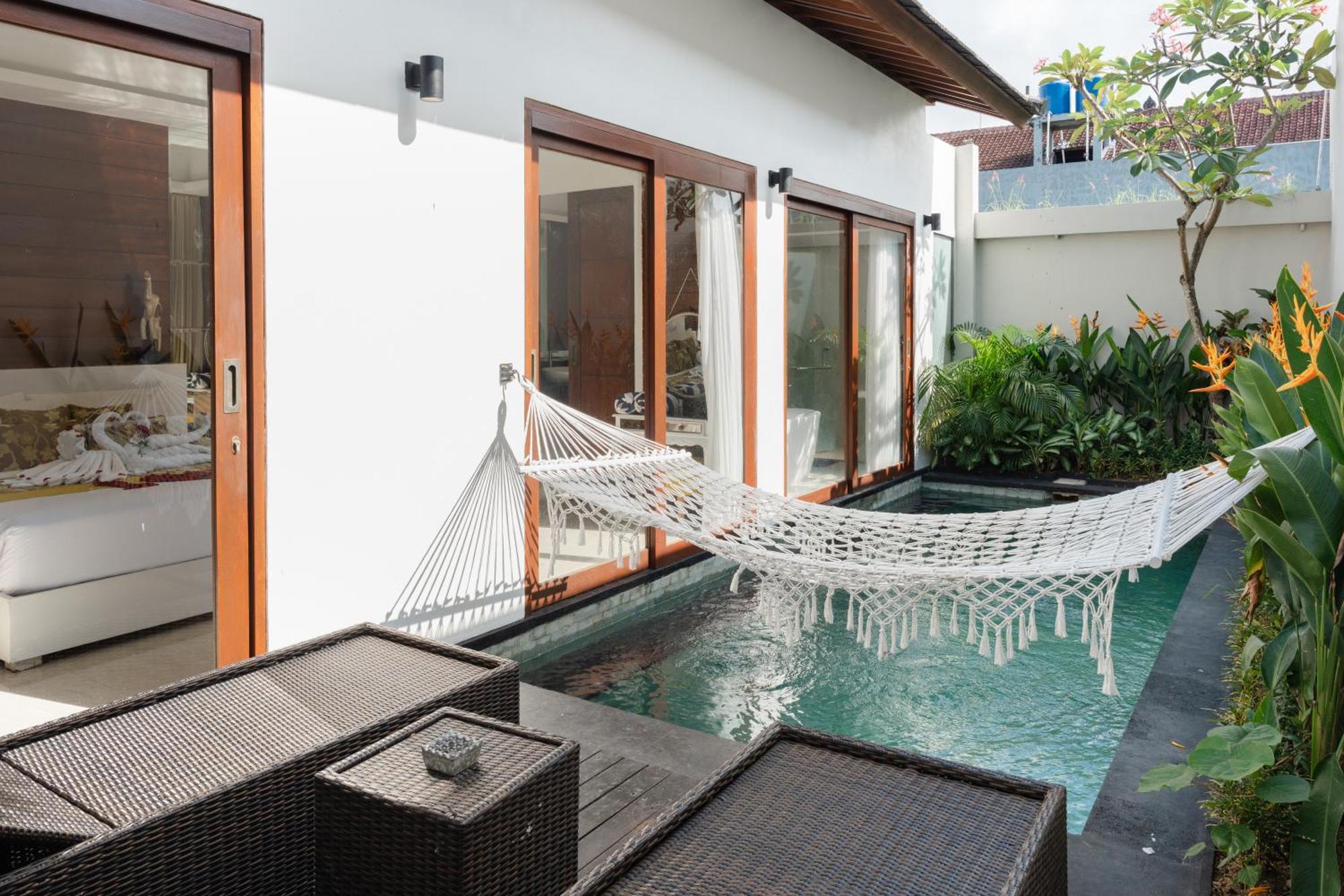 Anari Villas Kuta Legian Εξωτερικό φωτογραφία