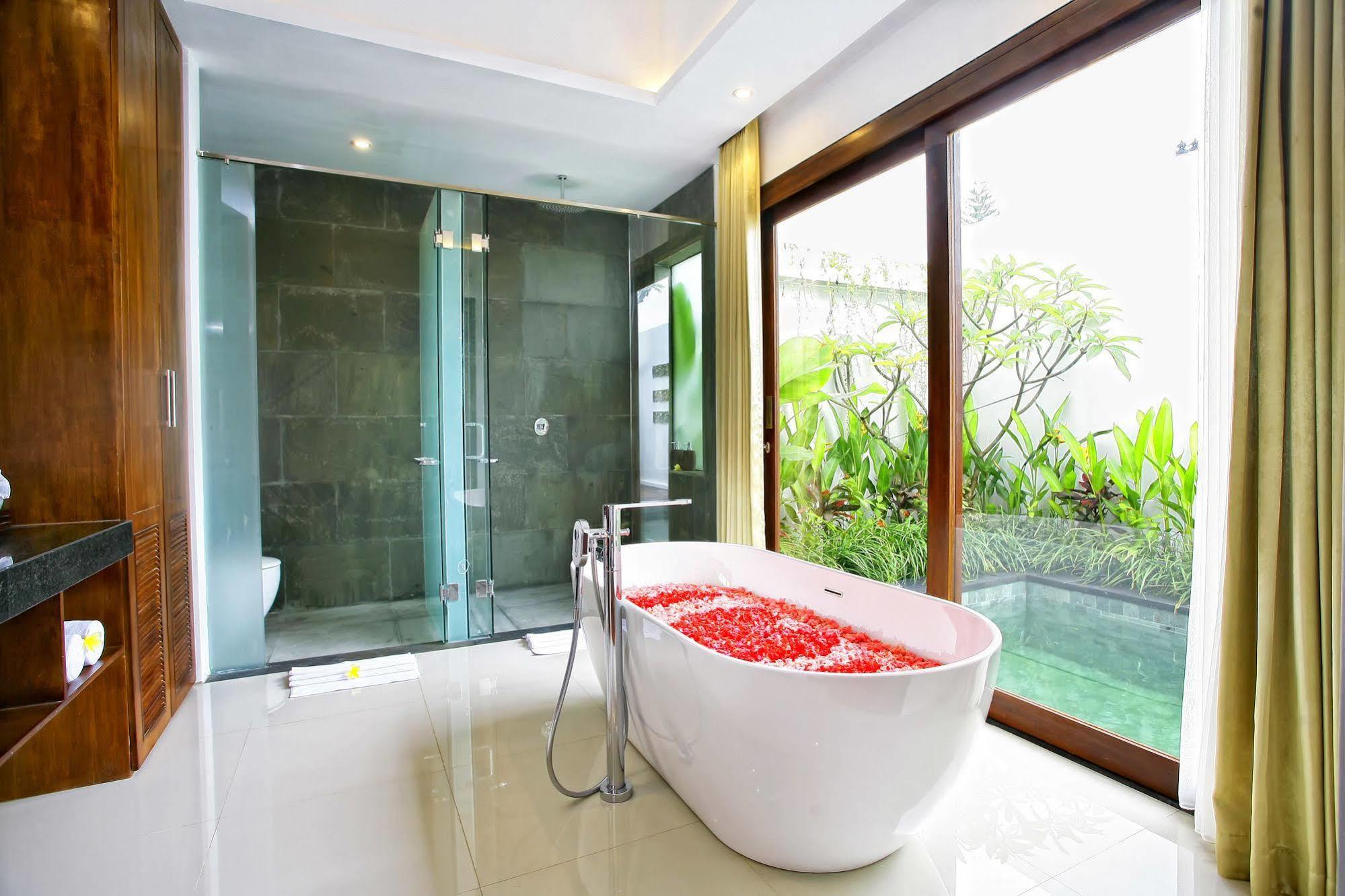 Anari Villas Kuta Legian Εξωτερικό φωτογραφία