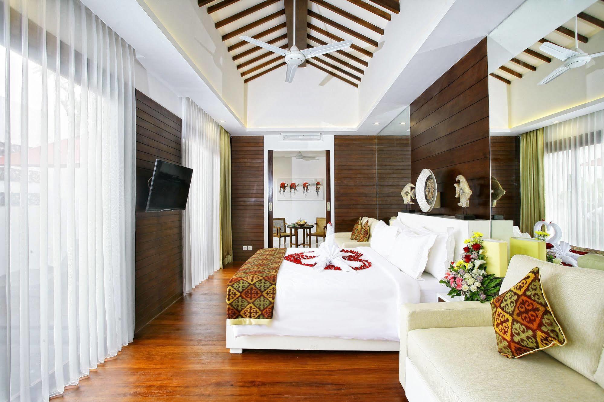 Anari Villas Kuta Legian Εξωτερικό φωτογραφία