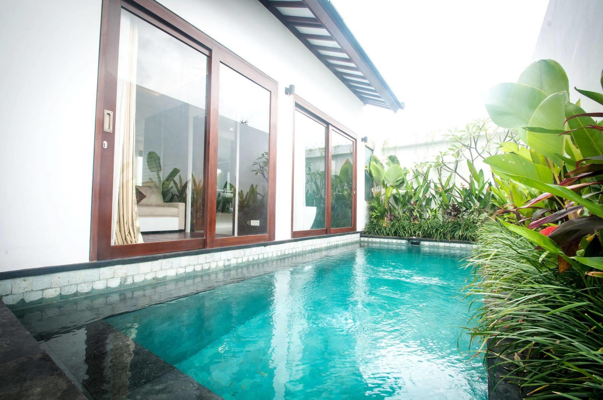 Anari Villas Kuta Legian Εξωτερικό φωτογραφία